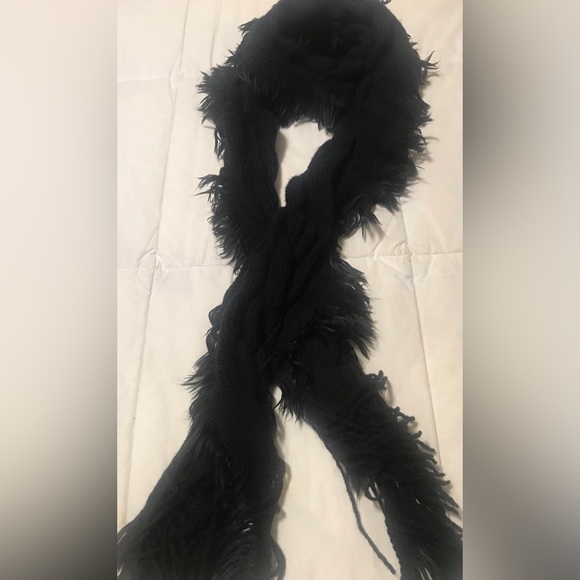 Winter Ruffled Scarf - Picture 2 of 2